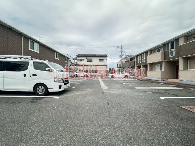 プラシードの駐車場|駐車場があります
