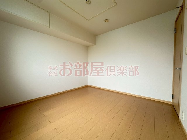 プラシードの洋室|個人の部屋や寝室として使える洋室です