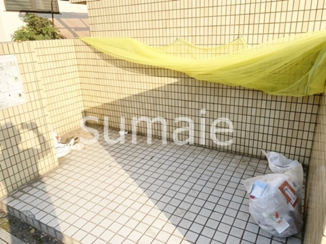 シャルマン・２のその他共用部分|敷地なゴミ置き場です！