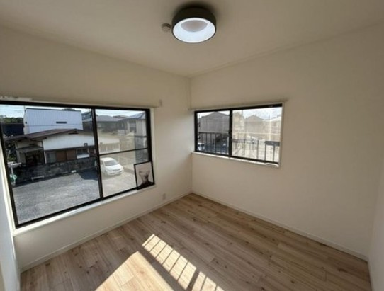 狭山市広瀬1丁目中古戸建の洋室