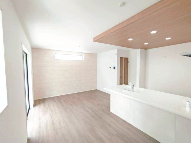 府中市新町2丁目　中央線　国分寺駅　新築戸建の居間・リビング