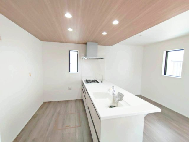 府中市新町2丁目　中央線　国分寺駅　新築戸建のキッチン