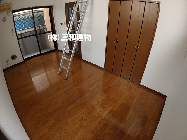板橋区成増２丁目のアパートの居間・リビング