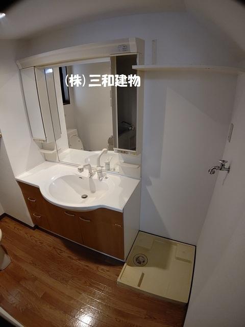 板橋区成増２丁目のアパートの洗面所