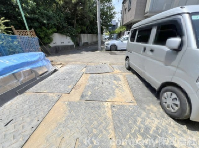 ◎藤沢市鵠沼海岸3丁目　新築戸建の駐車場|2026.6.1撮影◇