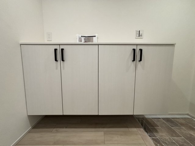 甲陽マンションのその他|シューズインクローゼットです