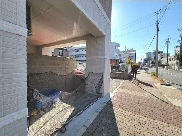アクシア車道の周辺