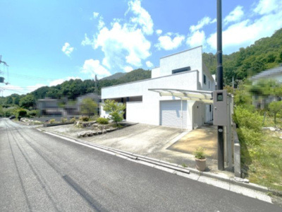 【前面道路含む現地写真】 | 大津市大物845-20　中古戸建