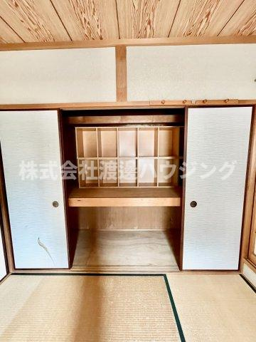 箕面半町一戸建の収納