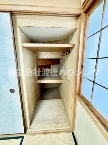箕面半町一戸建の収納