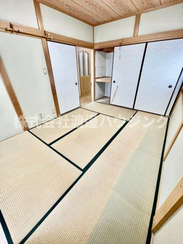 箕面半町一戸建の内装