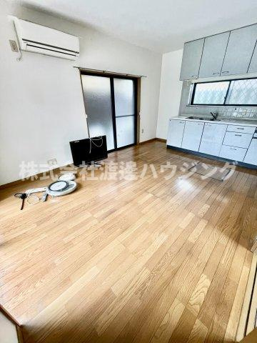 箕面半町一戸建の内装