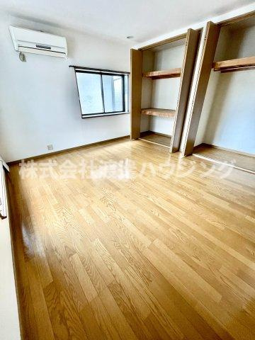 箕面半町一戸建の内装