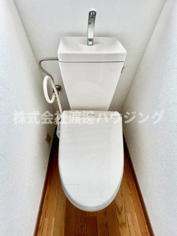 箕面半町一戸建のトイレ