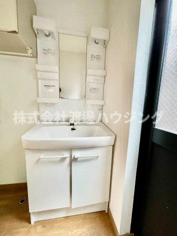 箕面半町一戸建の洗面所