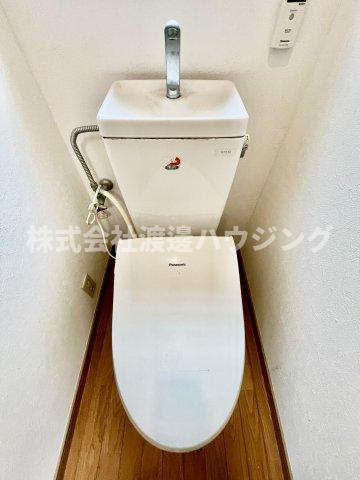 箕面半町一戸建のトイレ
