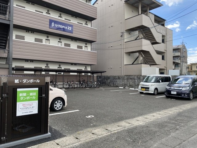 U・TOPIA22の駐車場