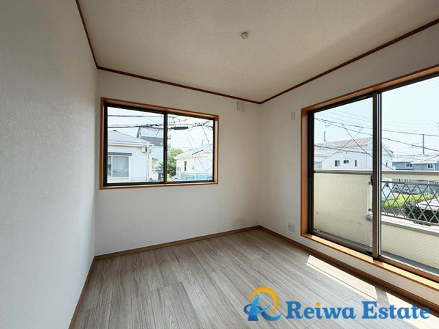 中古戸建　茅ヶ崎市円蔵の洋室