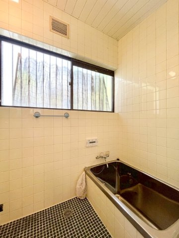 日の出町平井中古戸建の浴室