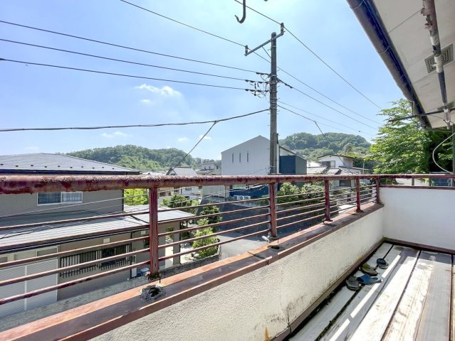 日の出町平井中古戸建のバルコニー