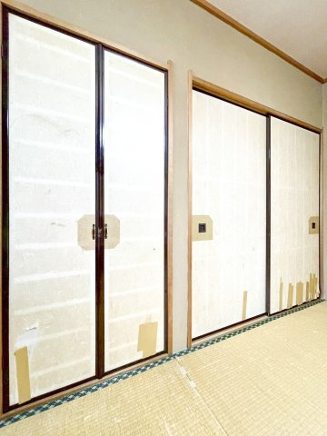 日の出町平井中古戸建の和室|きれいな襖のある和室です！