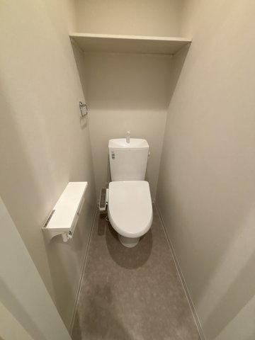 INOVE寝屋川大利元町のトイレ