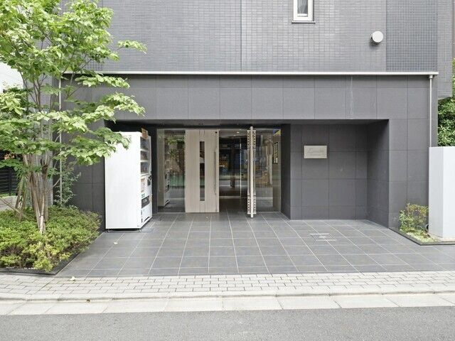 エル・グランジュテ武蔵小杉のエントランス