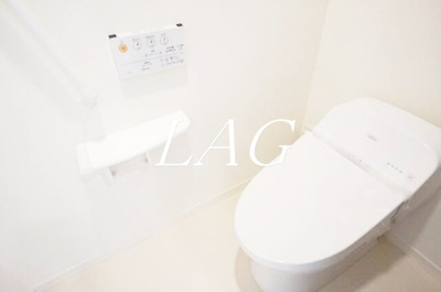 【トイレ】 | プレミアムコート | トイレです。