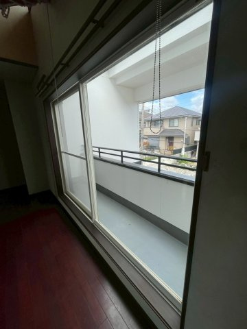 八幡市男山吉井のバルコニー