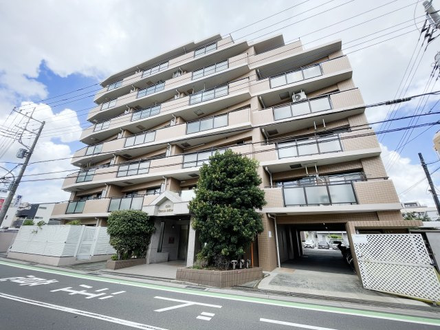 【外観】 | クリオ鶴瀬壱番館　(ふじみ野店) | 東武東上線「鶴瀬」駅徒歩3分！生活施設が徒歩10分圏内にそろう充実した住環境。