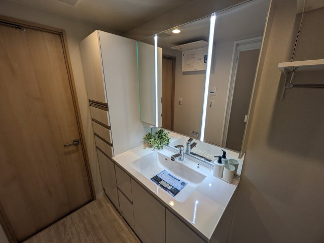 【独立洗面台】 | シャルマンコーポ三島 中古マンション XM06180 | シャルマンコーポ三島　洗面化粧台