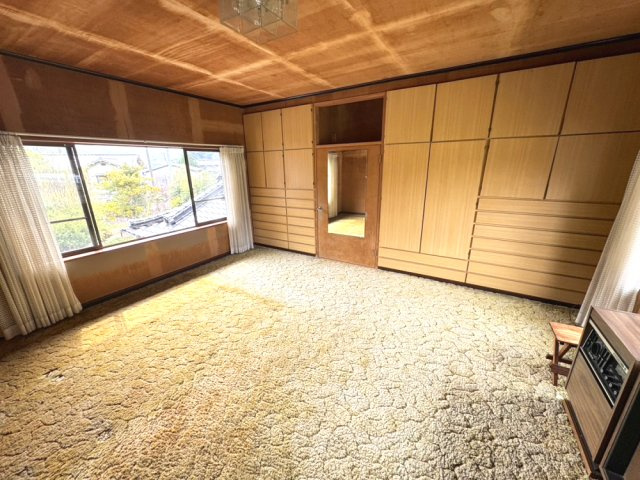 福山市沼隈町上山南　戸建住宅の洋室