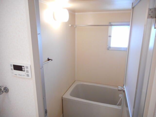 市川クローバーハイツ大野の浴室
