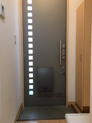 アジュールⅠの玄関