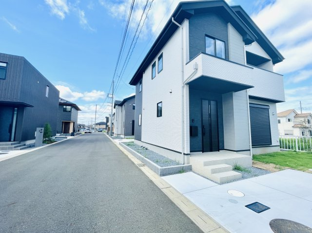 船橋市馬込町2期の前面道路含む現地写真