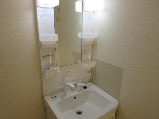 リバティ１２１２の独立洗面台
