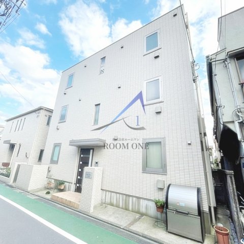 クレスト三軒茶屋