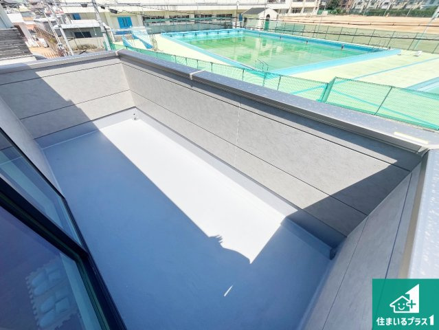 明石市東人丸町　第1期　新築一戸建てのバルコニー|日当たりのよいバルコニー！お部屋が開放的に！