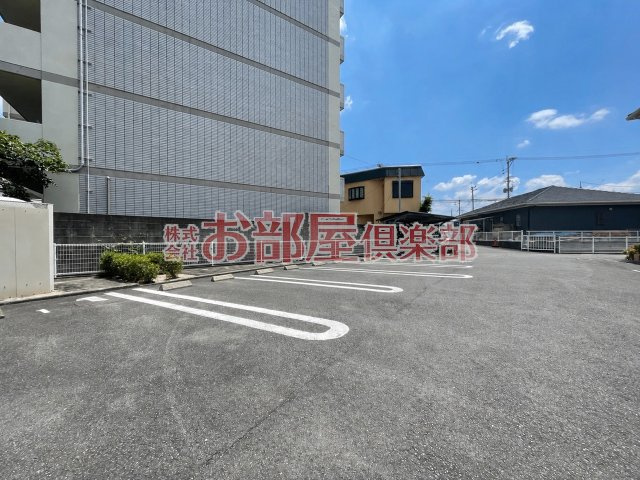 桜壱番館の駐車場|駐車場完備です