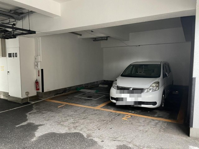 スパークリングタワー西門橋の駐車場