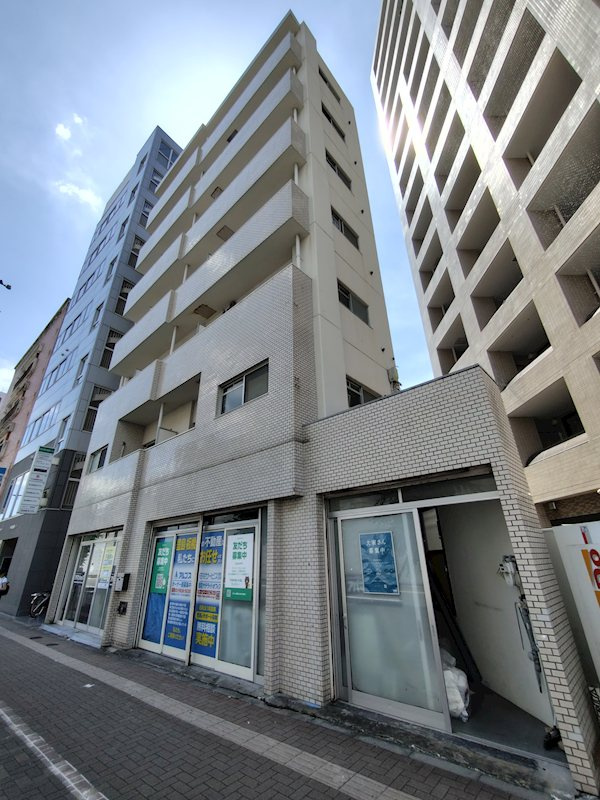 ヴィレッジ高松 の外観