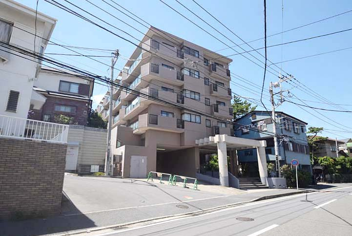 オーベル湘南緑が浜の外観|JR東海道線「辻堂」駅から平坦で徒歩や自転車での移動に便利なフラットなアプローチ！！