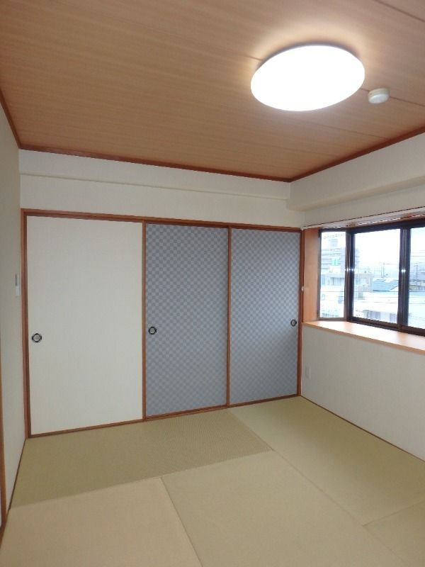 堂元ビル