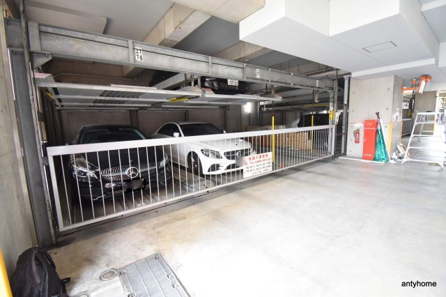 プライマリー新大阪　仲介手数料無料の駐車場