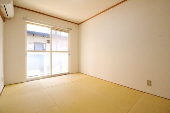 メゾンニューライフB棟
