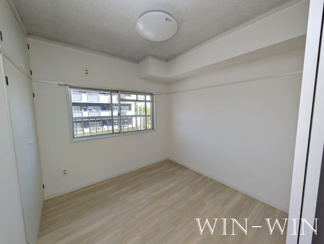 第一橋本マンションの寝室