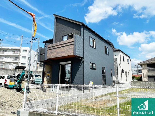 ■枚方市香里ケ丘　新築一戸建ての外観|現在建築中！落ち着いた街並みで新生活を始めることが出来そう！周辺の物件も併せてご紹介させて頂きます！