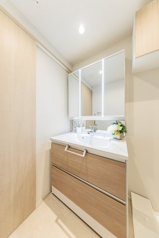 ラヴィリオ錦糸町ベルグレード　7階　リ　ノベーション済のキッチン