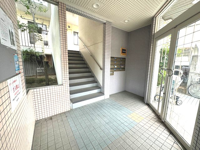 メゾンＭ香ヶ丘のロビー