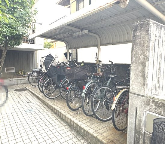 メゾンＭ香ヶ丘のその他共用部分|自転車置場